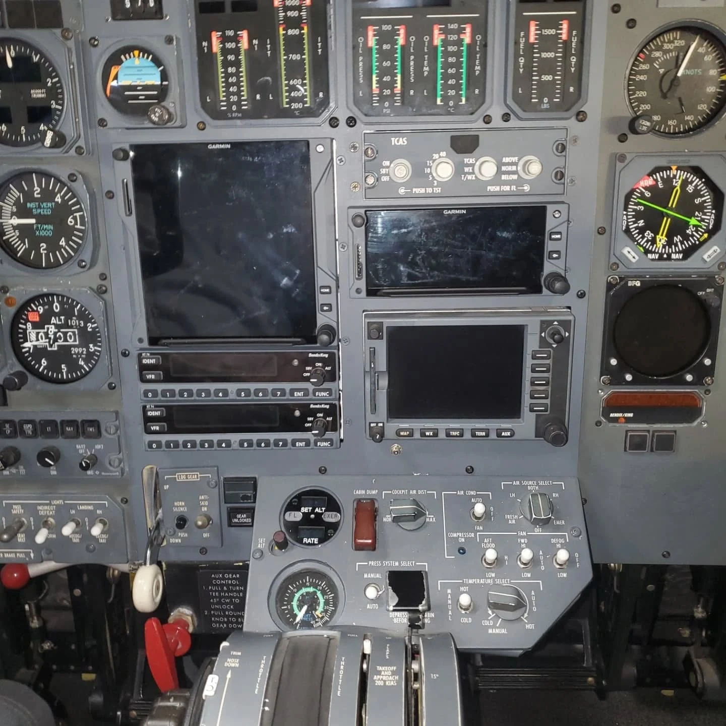 Garmin panel integration — Detail · Garmin equipment installed