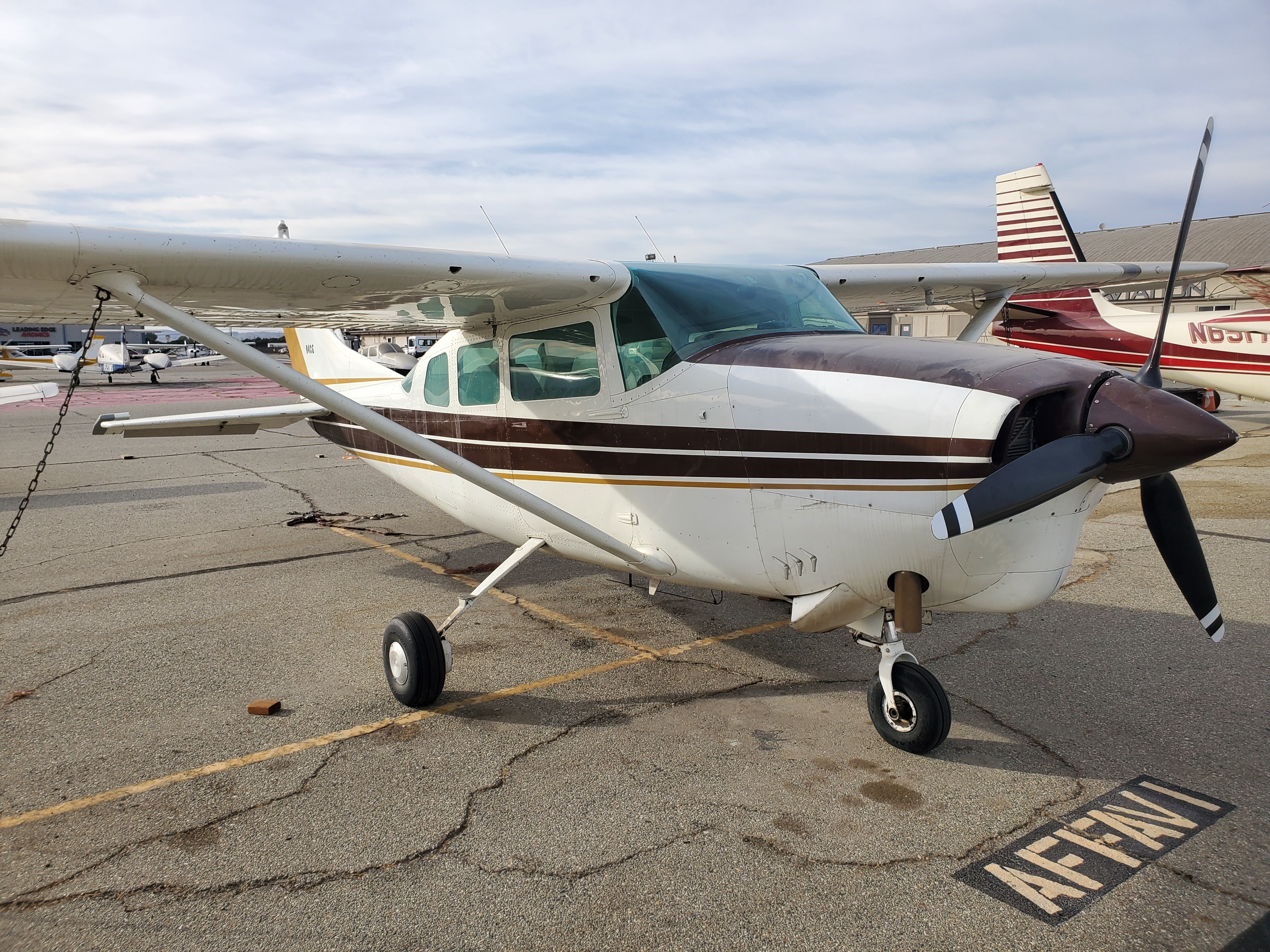 CESSNA 210T - Image 1